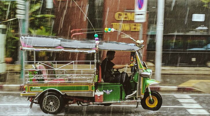 BANGKOK & PHUKET
