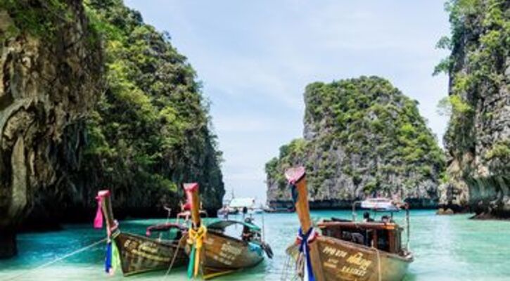 BANGKOK & PHUKET